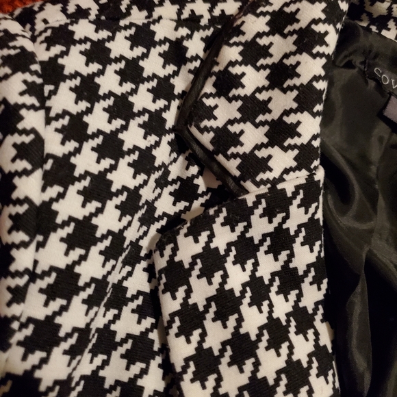 Blazer - Picture 4 of 4